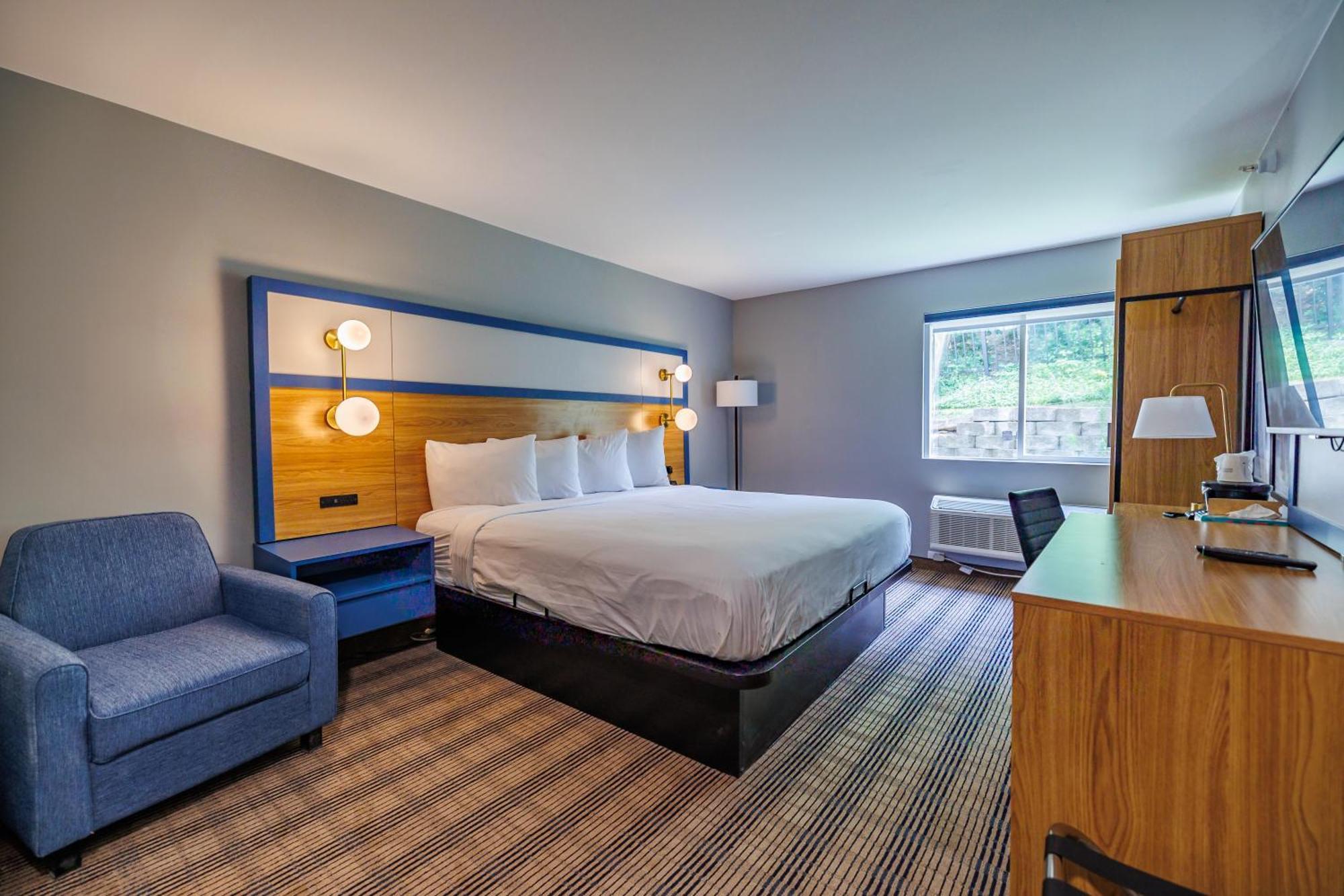 The Inn & Suites Omaha Near Zoo Extérieur photo